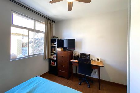 Apartamento à venda com 130m², 3 quartos e 2 vagasQuarto 3
