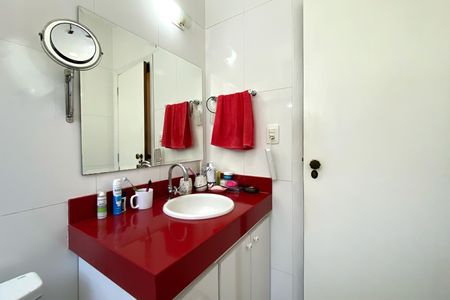 Apartamento à venda com 130m², 3 quartos e 2 vagasBanheiro