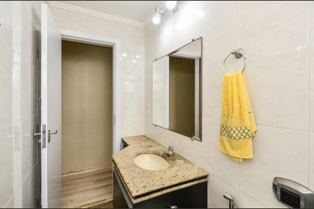 Apartamento à venda com 171m², 4 quartos e 2 vagasBanheiro Social