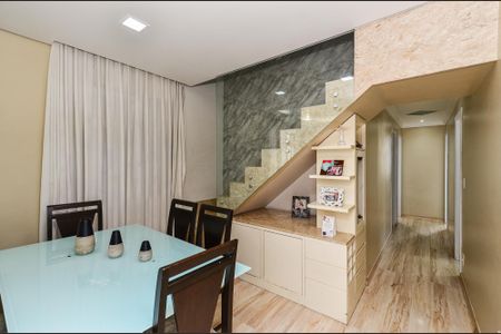 Apartamento à venda com 171m², 4 quartos e 2 vagasSala Ambientes