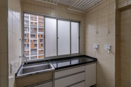 Área de Serviço de apartamento para alugar com 2 quartos, 80m² em Indianópolis, São Paulo
