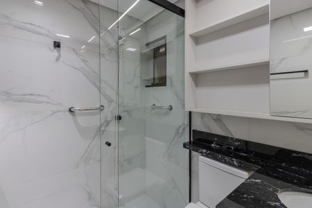 Banheiro de apartamento para alugar com 2 quartos, 80m² em Indianópolis, São Paulo