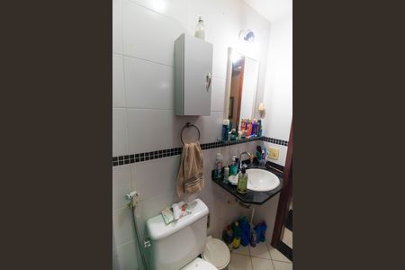 Banheiro de casa para alugar com 1 quarto, 70m² em Engenho do Mato, Niterói