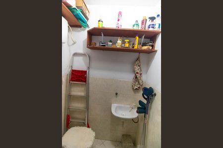 Casa para alugar com 70m², 1 quarto e 2 vagas Casa para alugar com 70m², 1 quarto e 2 vagasBanheiro de serviço