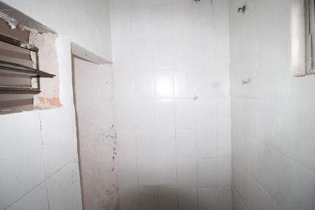 Lavabo da edícula de casa para alugar com 3 quartos, 150m² em Vila Nova Curuca, São Paulo