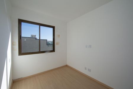 Apartamento à venda com 121m², 3 quartos e 2 vagas Apartamento à venda com 121m², 3 quartos e 2 vagasQUARTO2