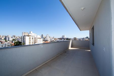 Apartamento à venda com 121m², 3 quartos e 2 vagas Apartamento à venda com 121m², 3 quartos e 2 vagasCOBERTURA
