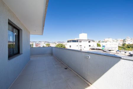 Apartamento à venda com 121m², 3 quartos e 2 vagas Apartamento à venda com 121m², 3 quartos e 2 vagasCOBERTURA