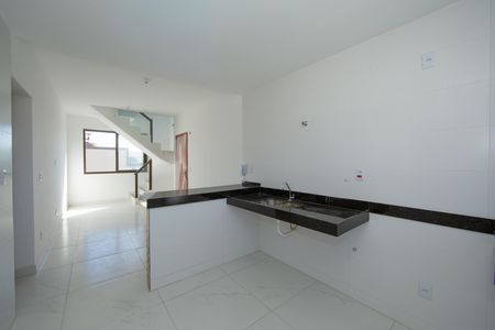 Apartamento à venda com 121m², 3 quartos e 2 vagas Apartamento à venda com 121m², 3 quartos e 2 vagasCOZINHA
