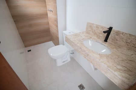 BANHEIRO de casa à venda com 3 quartos, 134m² em Parque Mandaqui, São Paulo