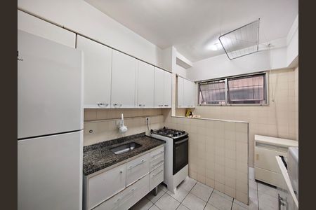 Apartamento para alugar com 74m², 2 quartos e 1 vaga Apartamento para alugar com 74m², 2 quartos e 1 vagaCozinha