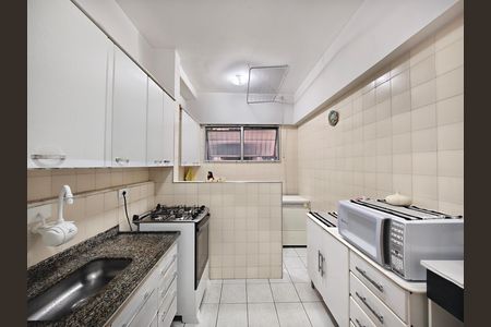 Apartamento para alugar com 74m², 2 quartos e 1 vaga Apartamento para alugar com 74m², 2 quartos e 1 vagaCozinha