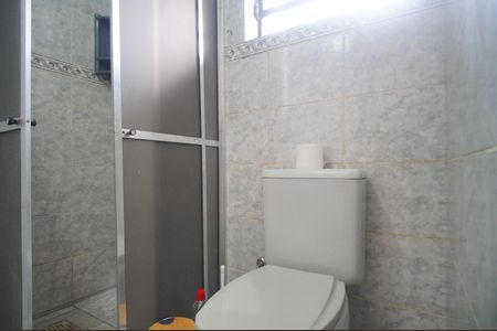 Banheiro de apartamento para alugar com 1 quarto, 48m² em Centro, São Leopoldo