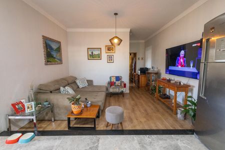 Casa para alugar com 220m², 2 quartos e sem vaga Casa para alugar com 220m², 2 quartos e sem vagaSala