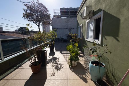 Casa para alugar com 220m², 2 quartos e sem vaga