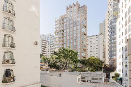 Vista do Quarto de kitnet/studio para alugar com 1 quarto, 32m² em Jardim Paulista, São Paulo
