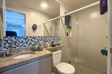 Apartamento para alugar com 100m², 2 quartos e 2 vagasBanheiro da Suíte 1 
