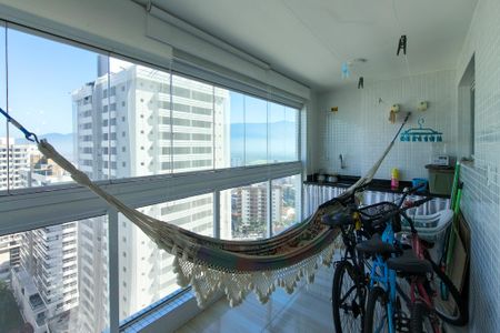 Sacada de apartamento para alugar com 2 quartos, 100m² em Vila Caiçara, Praia Grande