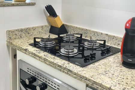 Apartamento para alugar com 100m², 2 quartos e 2 vagasDetalhe da Cozinha 