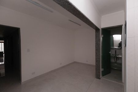 Cozinha  de casa para alugar com 3 quartos, 200m² em Conjunto Habitacional Jova Rural, São Paulo