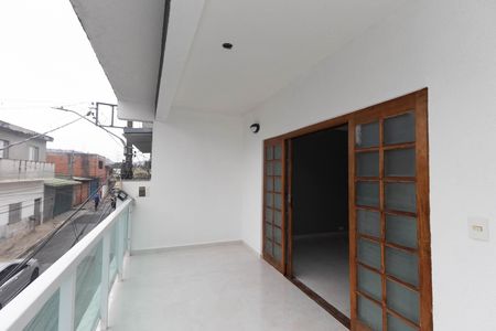 Varanda de casa para alugar com 3 quartos, 200m² em Conjunto Habitacional Jova Rural, São Paulo