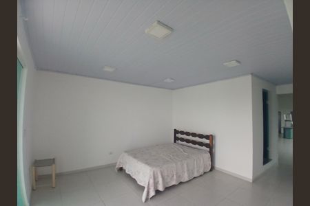 Suíte  de casa para alugar com 3 quartos, 200m² em Conjunto Habitacional Jova Rural, São Paulo
