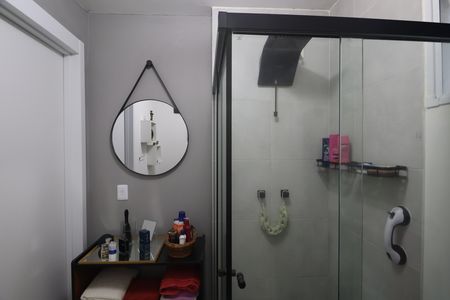 Banheiro de apartamento à venda com 1 quarto, 43m² em Centro, Canoas