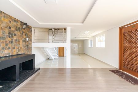 Sala/Cozinha de casa à venda com 3 quartos, 185m² em Santa Cândida, Curitiba