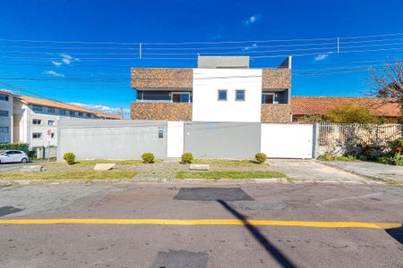 Fachada de casa à venda com 3 quartos, 185m² em Santa Cândida, Curitiba