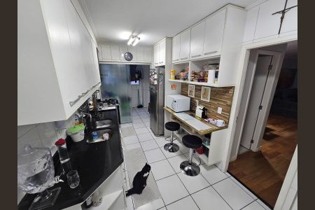 Cozinha de apartamento à venda com 4 quartos, 140m² em Cidade São Francisco , São Paulo