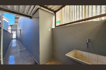 Casa para alugar com 125m², 2 quartos e sem vaga Casa para alugar com 125m², 2 quartos e sem vagaArea de serviço
