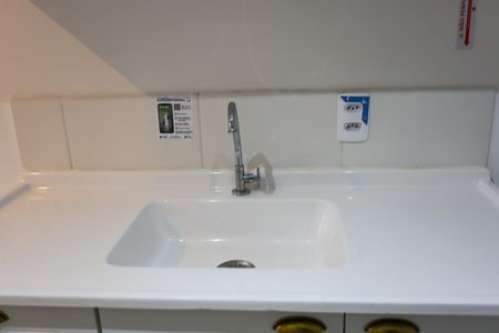 Kitnet cozinha  de kitnet/studio para alugar com 1 quarto, 28m² em Morumbi, São Paulo