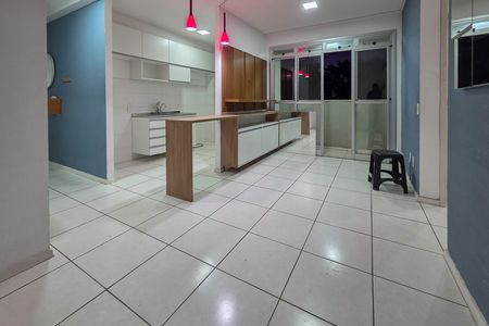 Apartamento à venda com 2 quartos, 55m² em Cinco, Contagem