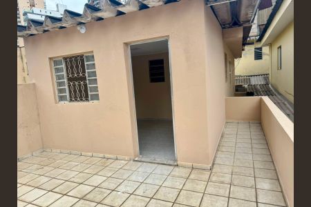 Área externa de casa para alugar com 3 quartos, 110m² em Centro, Osasco