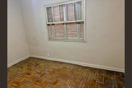 Quarto de casa para alugar com 3 quartos, 110m² em Centro, Osasco