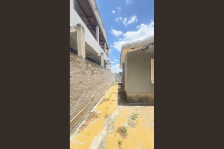 Casa à venda com 2 quartos, 250m² em Jaguaré, São Paulo
