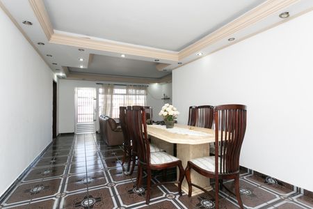 Casa para alugar com 3 quartos, 220m² em Itaquera, São Paulo