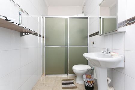 Casa para alugar com 220m², 3 quartos e 2 vagas Casa para alugar com 220m², 3 quartos e 2 vagasBanheiro da Suíte 3