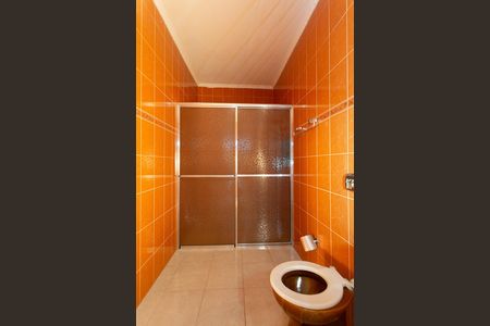 Casa para alugar com 220m², 3 quartos e 2 vagas Casa para alugar com 220m², 3 quartos e 2 vagasBanheiro da Suíte 2