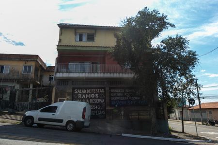 Fachada  de casa para alugar com 3 quartos, 220m² em Itaquera, São Paulo