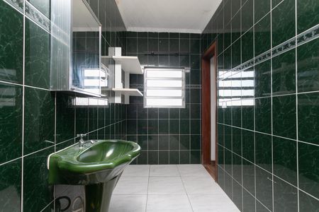 Casa para alugar com 220m², 3 quartos e 2 vagas Casa para alugar com 220m², 3 quartos e 2 vagasBanheiro da Suíte 1