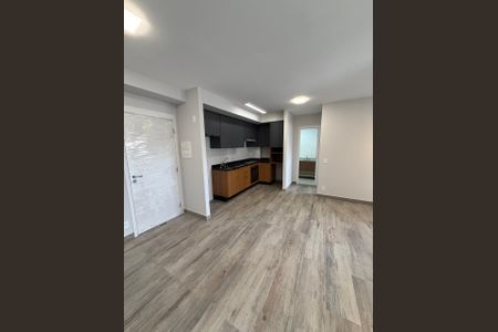 Cozinha de apartamento para alugar com 1 quarto, 51m² em Quarta Parada, São Paulo