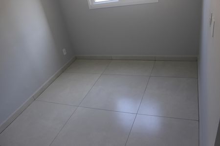 Quarto 2 de apartamento para alugar com 2 quartos, 44m² em Jardim Normandia, Guarulhos