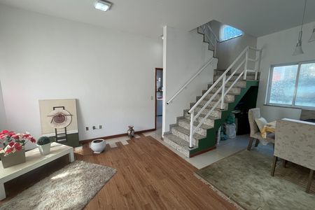 Sala de casa de condomínio à venda com 3 quartos, 104m² em Jardim Guanabara, Rio de Janeiro