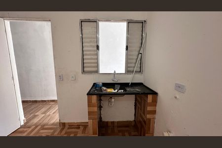 Casa para alugar com 1 quarto, 26m² em Jardim Capelinha, São Paulo
