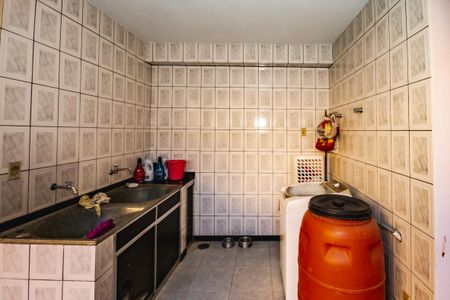 Casa à venda com 360m², 7 quartos e 4 vagasÁrea de Serviço