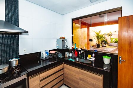 Casa à venda com 360m², 7 quartos e 4 vagasCozinha