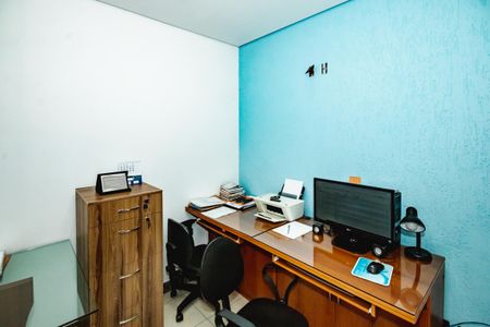 Casa à venda com 360m², 7 quartos e 4 vagasEscritório