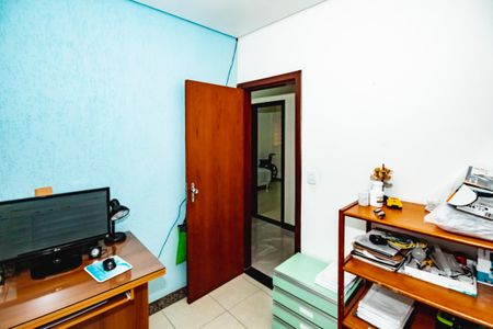 Casa à venda com 360m², 7 quartos e 4 vagasEscritório