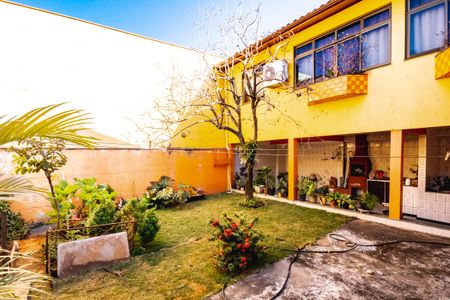 Casa à venda com 360m², 7 quartos e 4 vagasQuintal 
